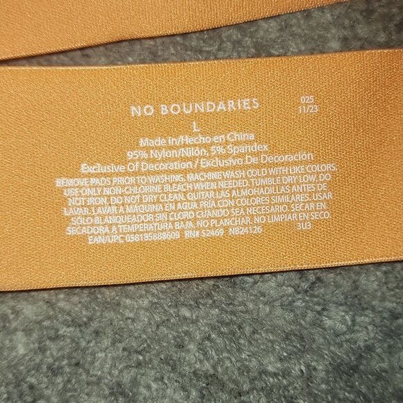 No Boundaries Women's Lettuce Edge Triangle Bralette, Size L - Picture 6 of 8